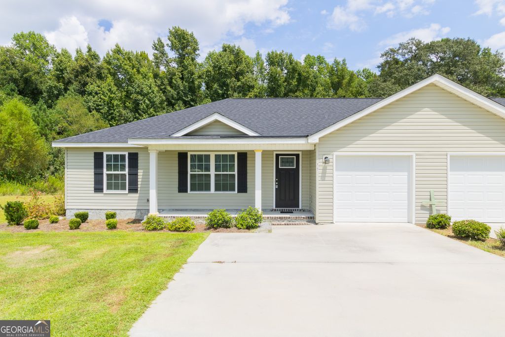 Photo of 137 Bull Bay Drive, Statesboro, GA 30458 (MLS # 10727678)