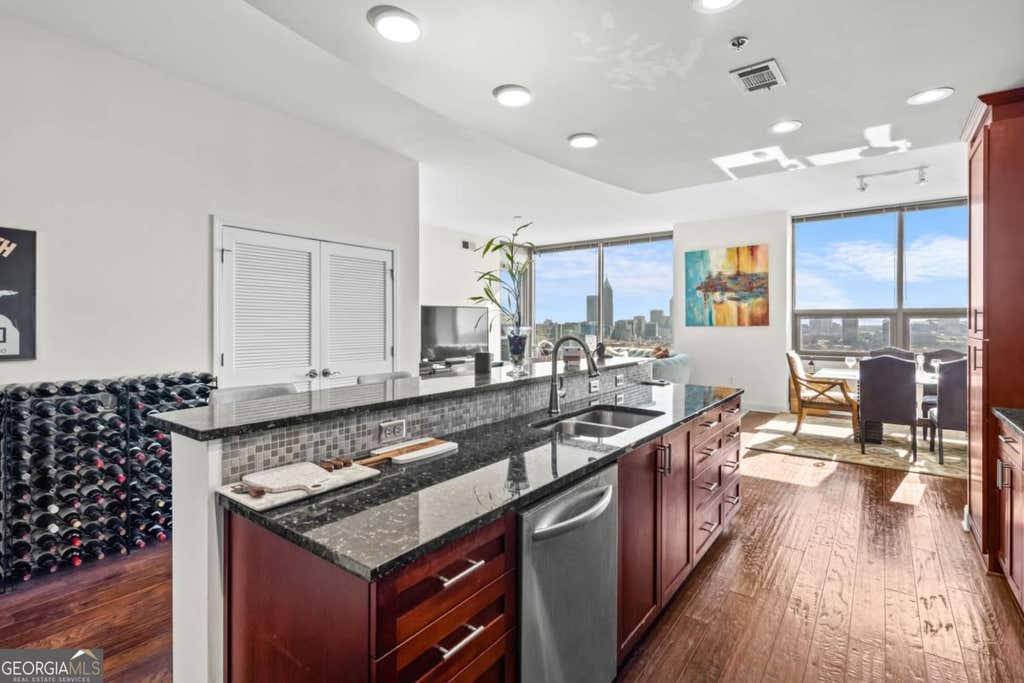 Photo of 270 17th Street NW #3503, Atlanta, GA 30363 (MLS # 10825968)