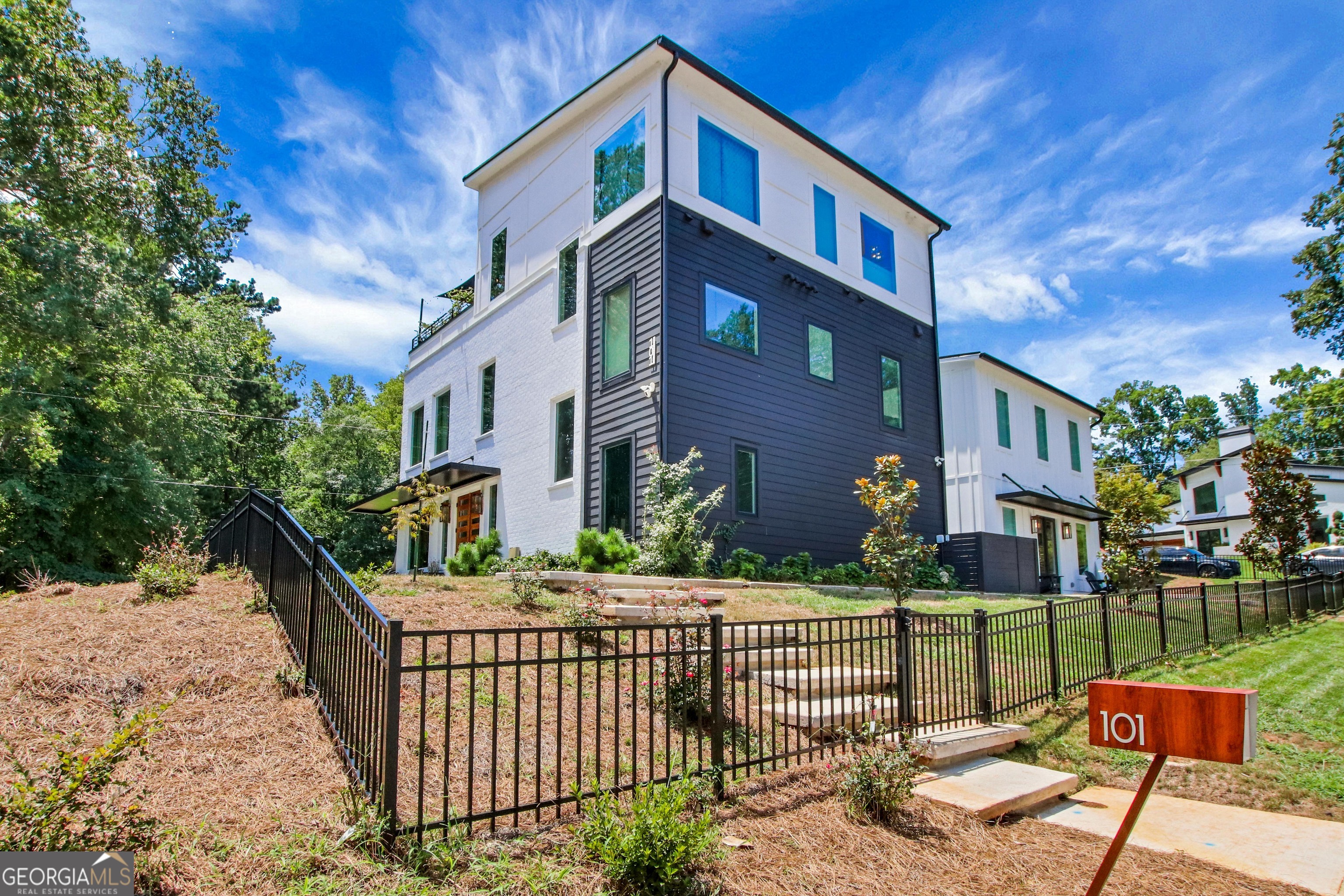 Woodstock Downtown - Residential