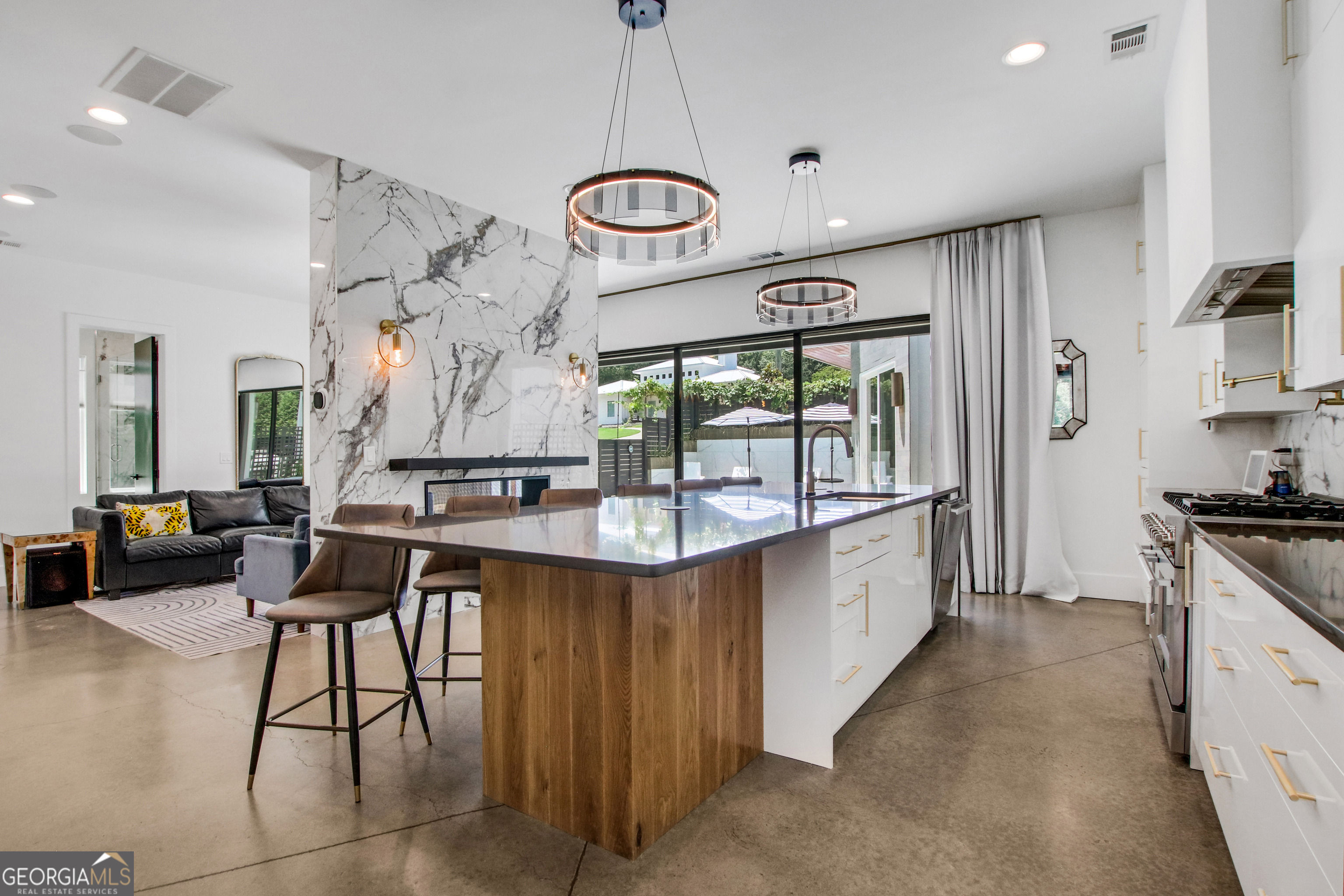 Woodstock Downtown - Residential