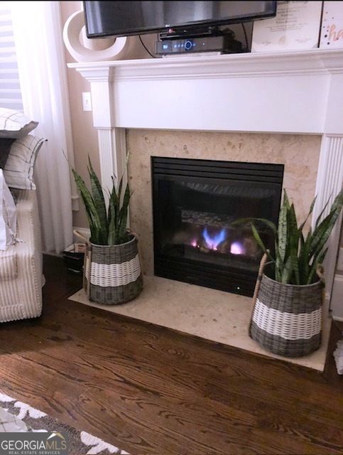 THE PRESERVE AT N. VALLEY - Residential