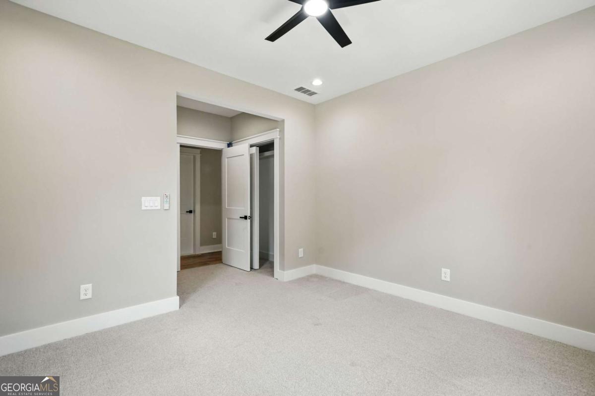 HIGHLANDS AT SHARP MOUNTAIN - Residential