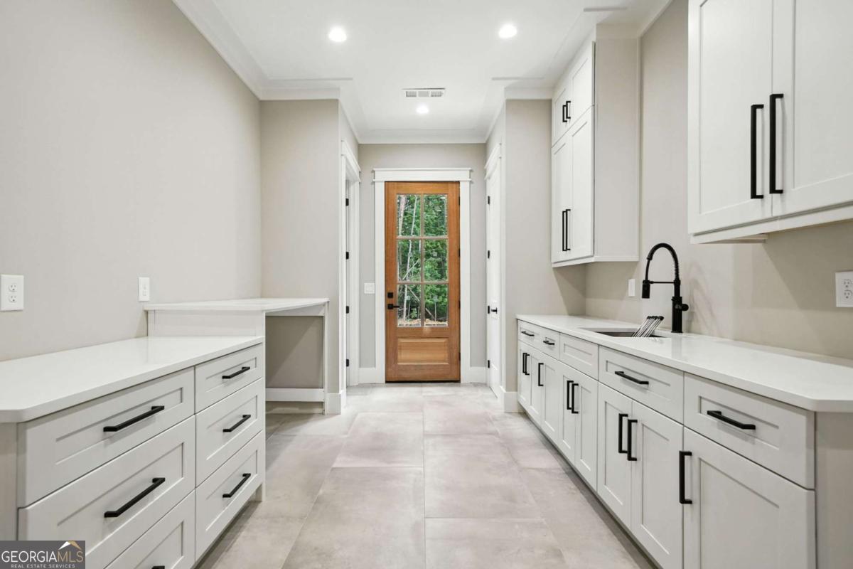 HIGHLANDS AT SHARP MOUNTAIN - Residential