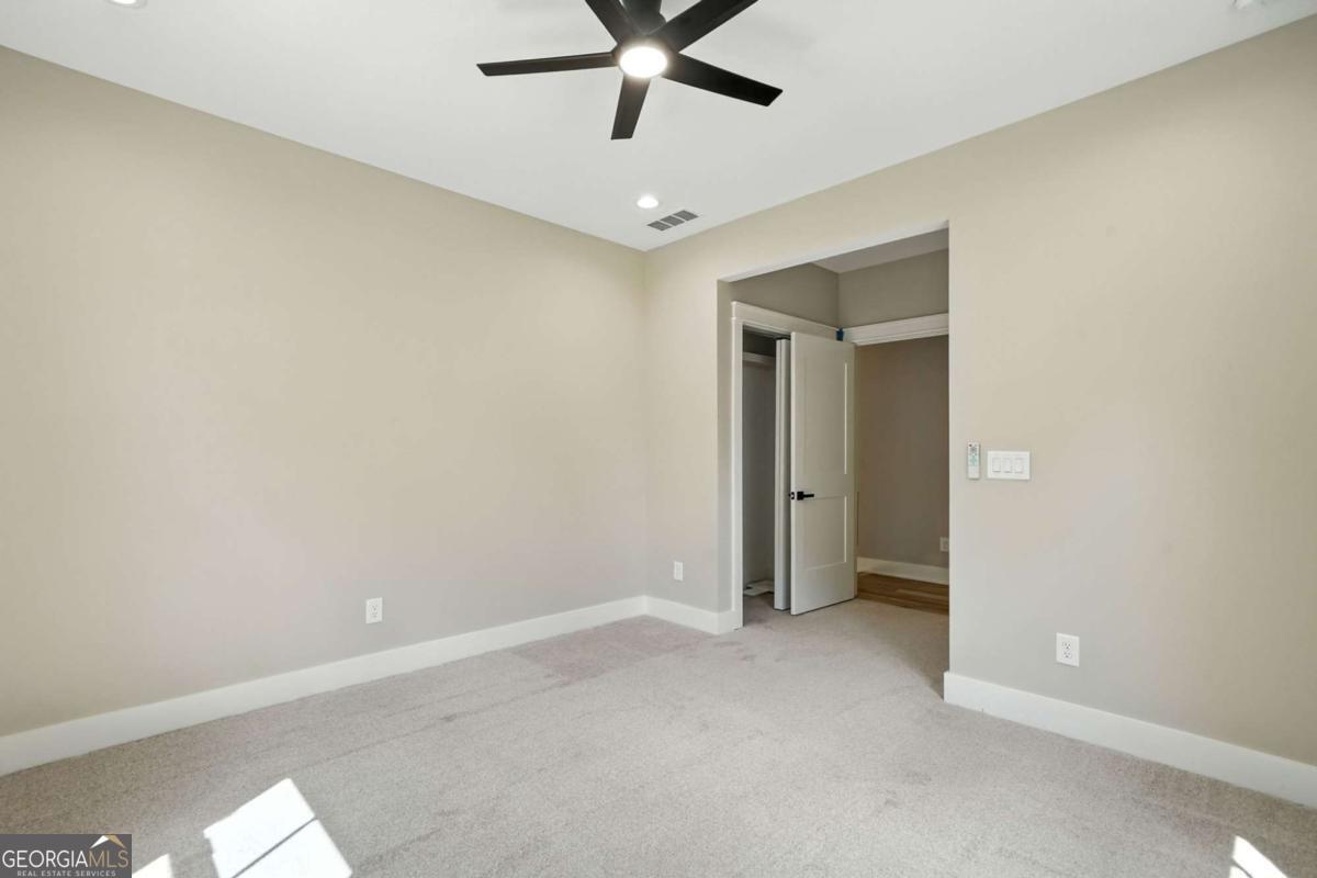 HIGHLANDS AT SHARP MOUNTAIN - Residential