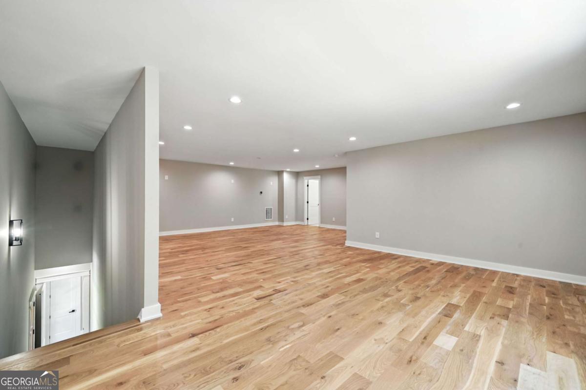 HIGHLANDS AT SHARP MOUNTAIN - Residential