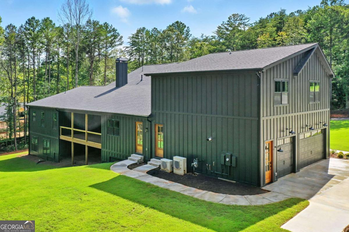 HIGHLANDS AT SHARP MOUNTAIN - Residential