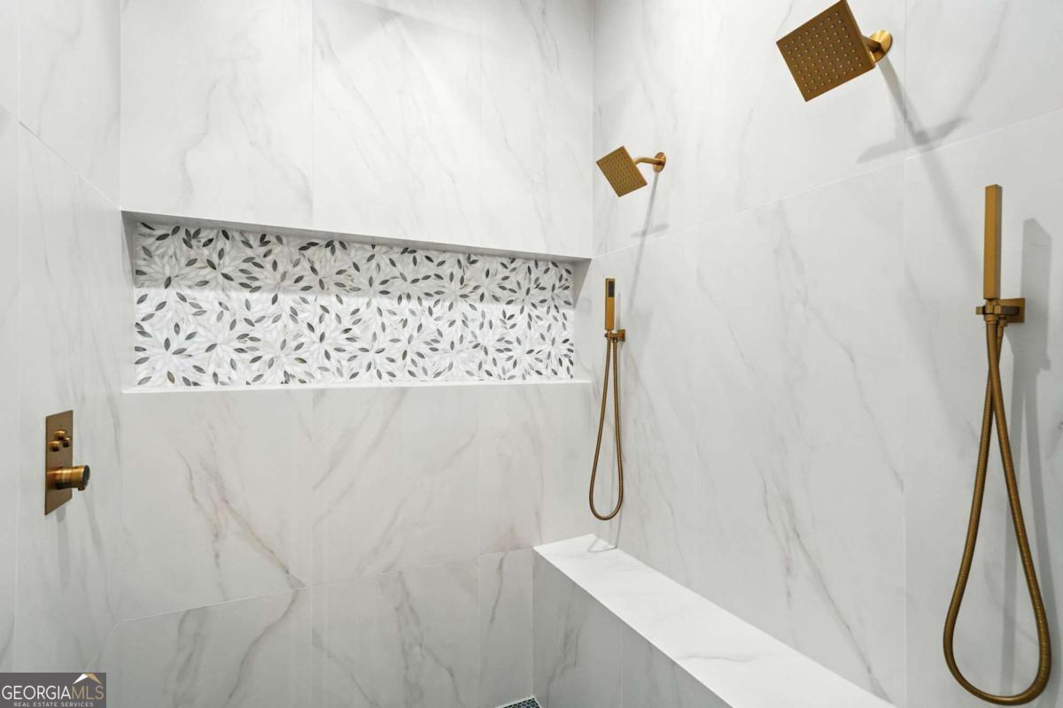 HIGHLANDS AT SHARP MOUNTAIN - Residential