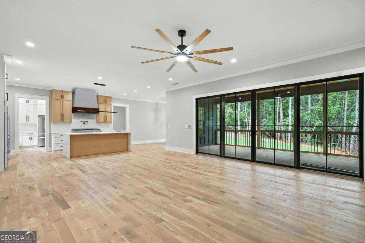 HIGHLANDS AT SHARP MOUNTAIN - Residential