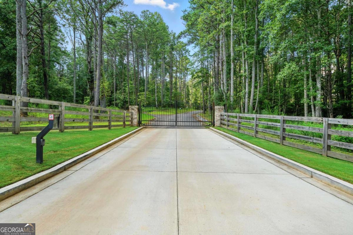 HIGHLANDS AT SHARP MOUNTAIN - Residential