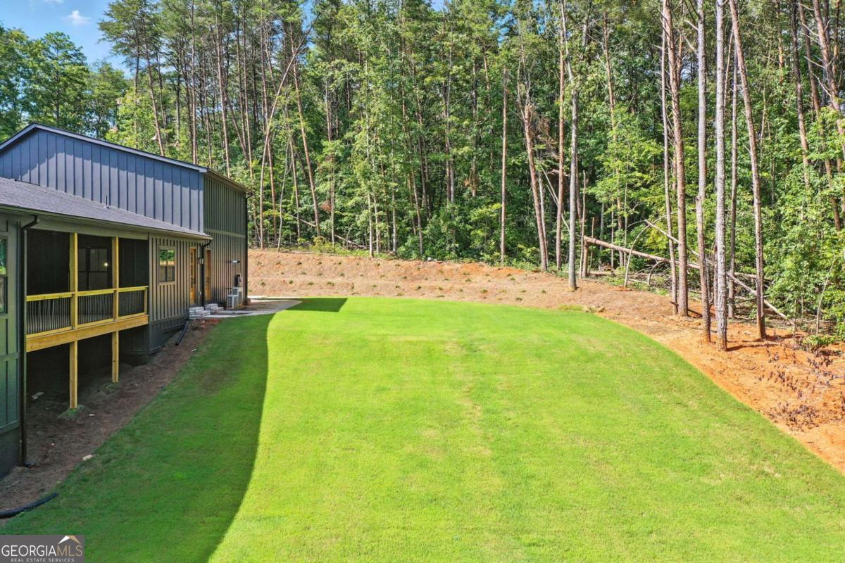 HIGHLANDS AT SHARP MOUNTAIN - Residential