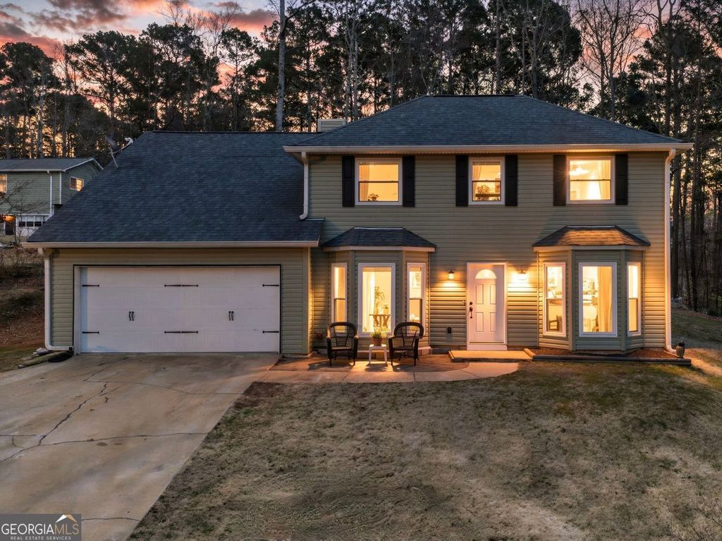 Photo of 153 Spring Creek Court, Canton, GA 30115 (MLS # 10690177)