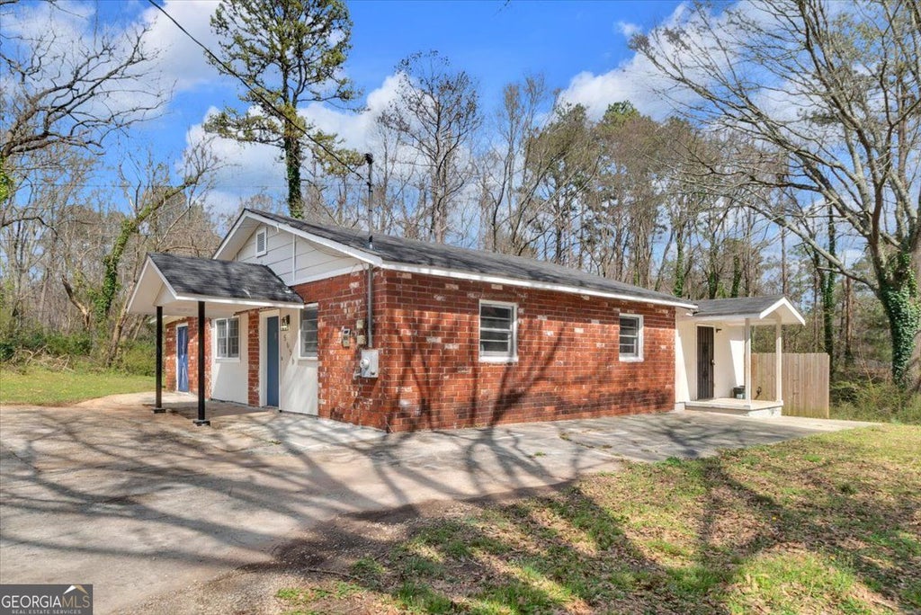 Photo of 5656 Handley Boulevard, Morrow, GA 30260 (MLS # 10802776)