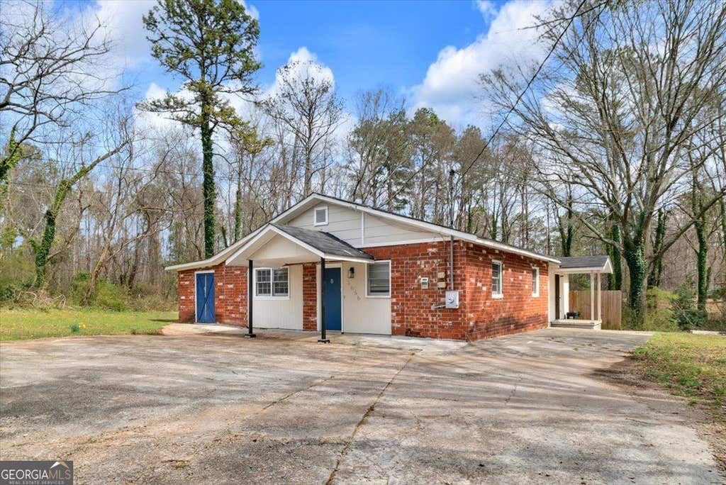 Photo of 5656 Handley Boulevard, Morrow, GA 30260 (MLS # 10802776)