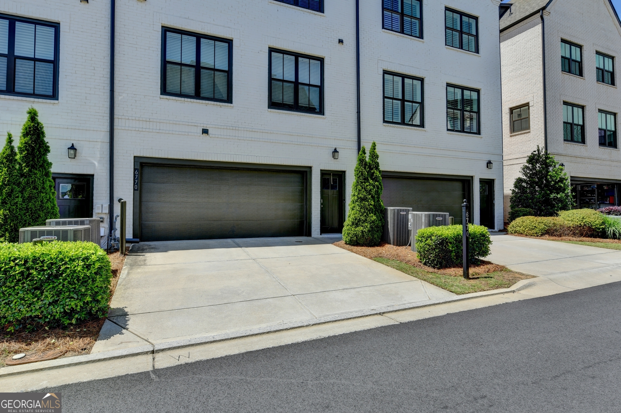 6770 Whitman WALK