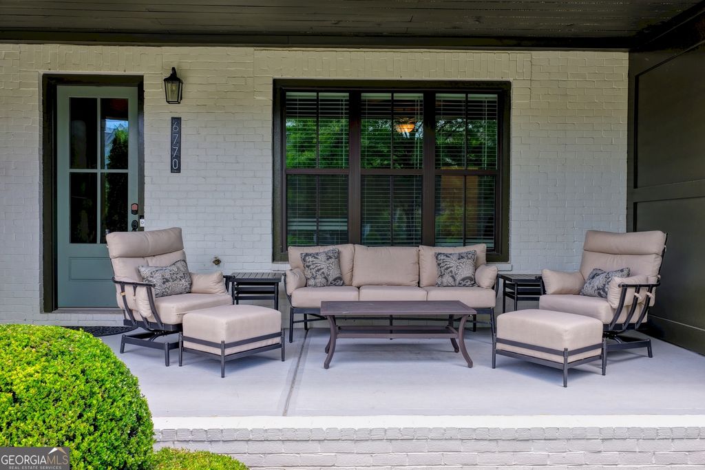 Photo of 6770 Whitman Walk, Alpharetta, GA 30005 (MLS # 10765031)