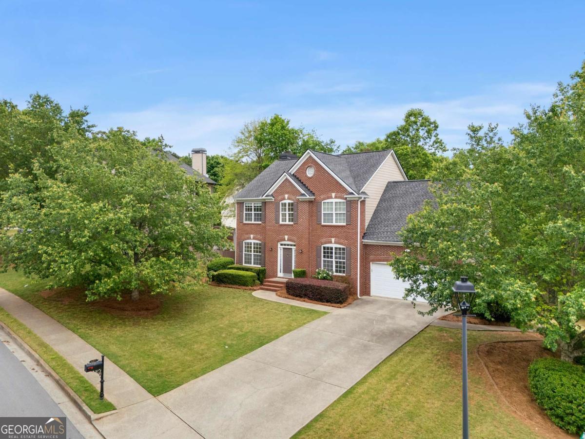4017 Wyndam Hill DR