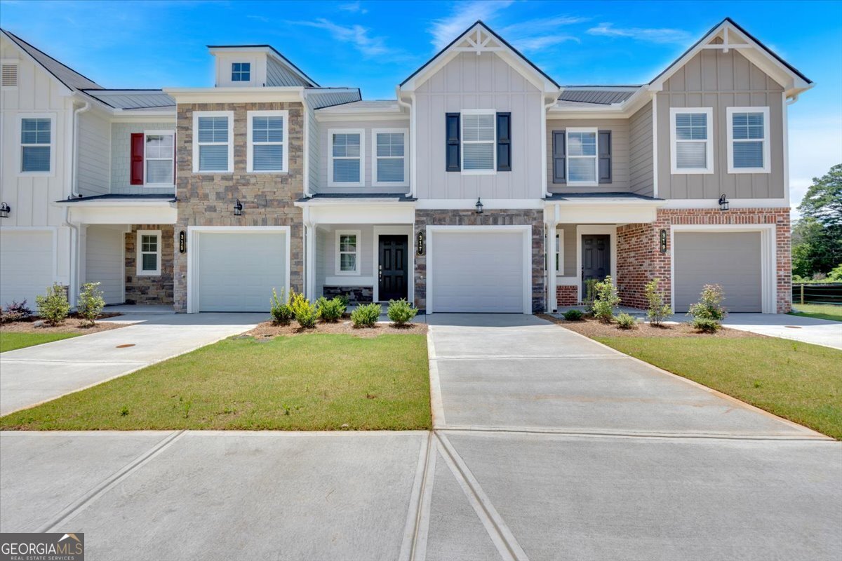 317 Rolling Green RD