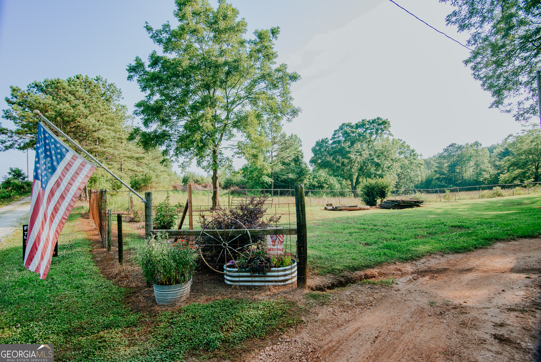 260 Fabiano RD