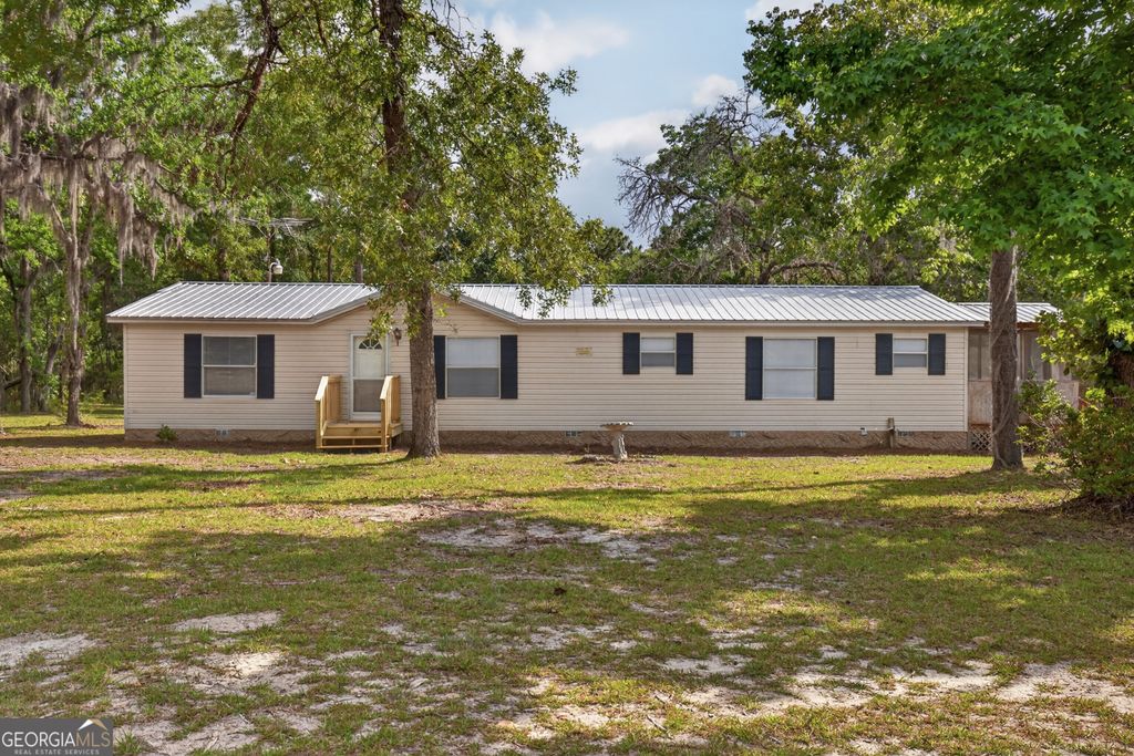 Photo of 110 Douglas Loop, Rocky Ford, GA 30455 (MLS # 10770375)