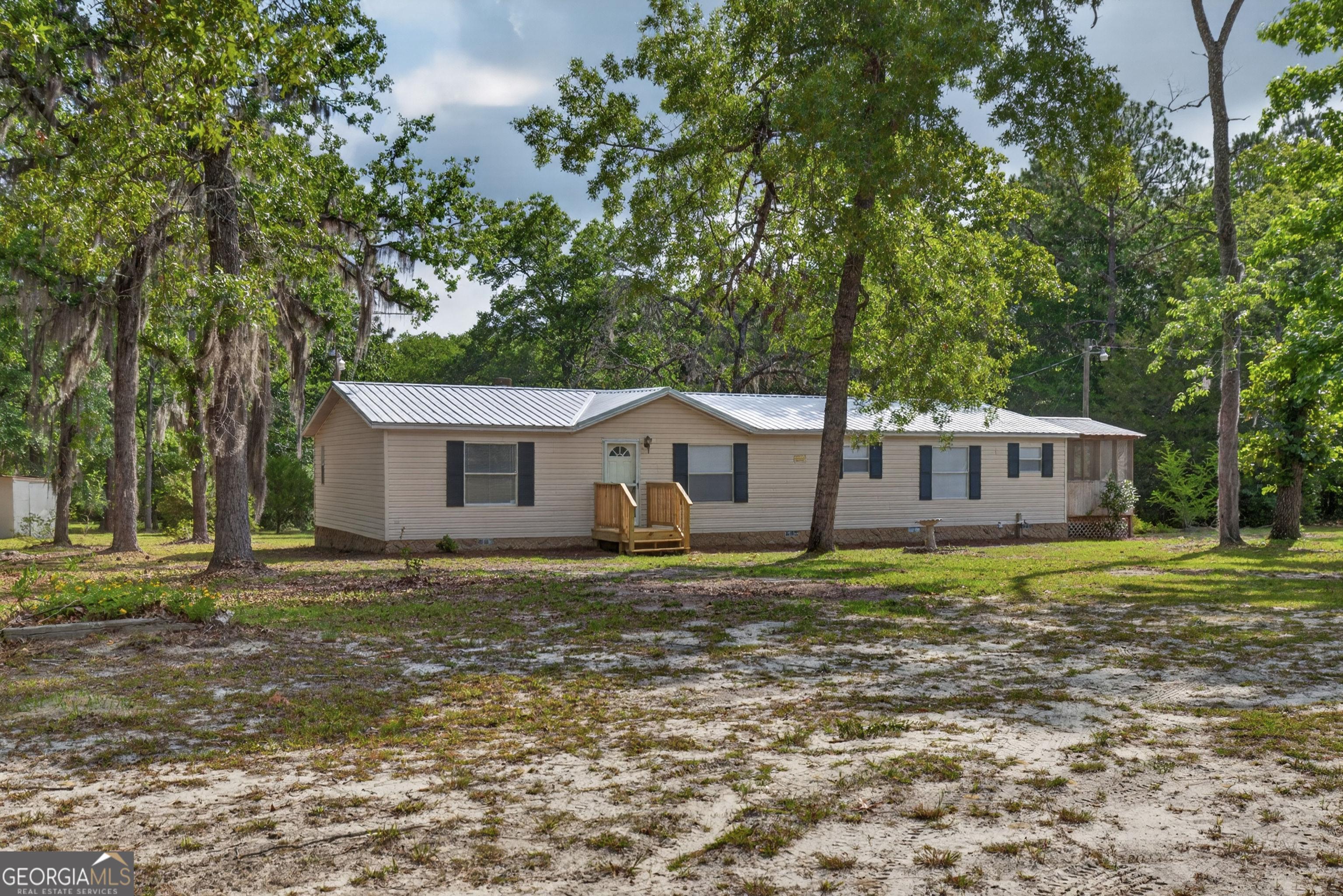 110 Douglas LOOP