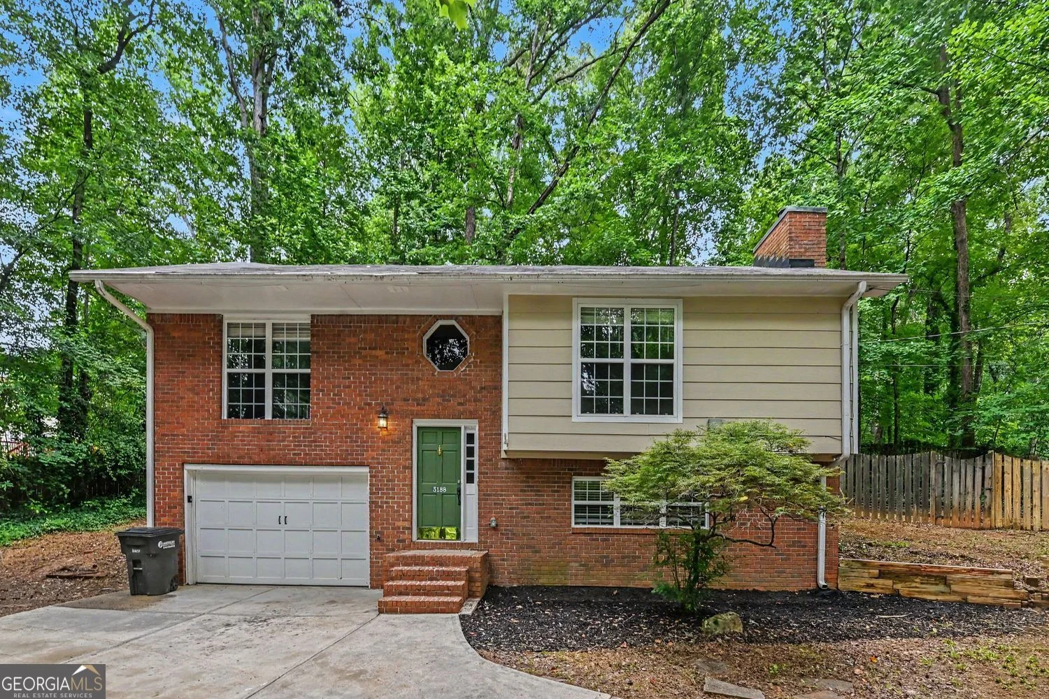 5188 2 Branches Court SW