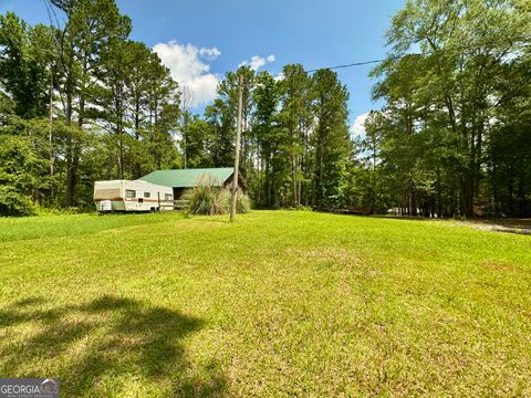 90 Howard RD Senoia GA 30276