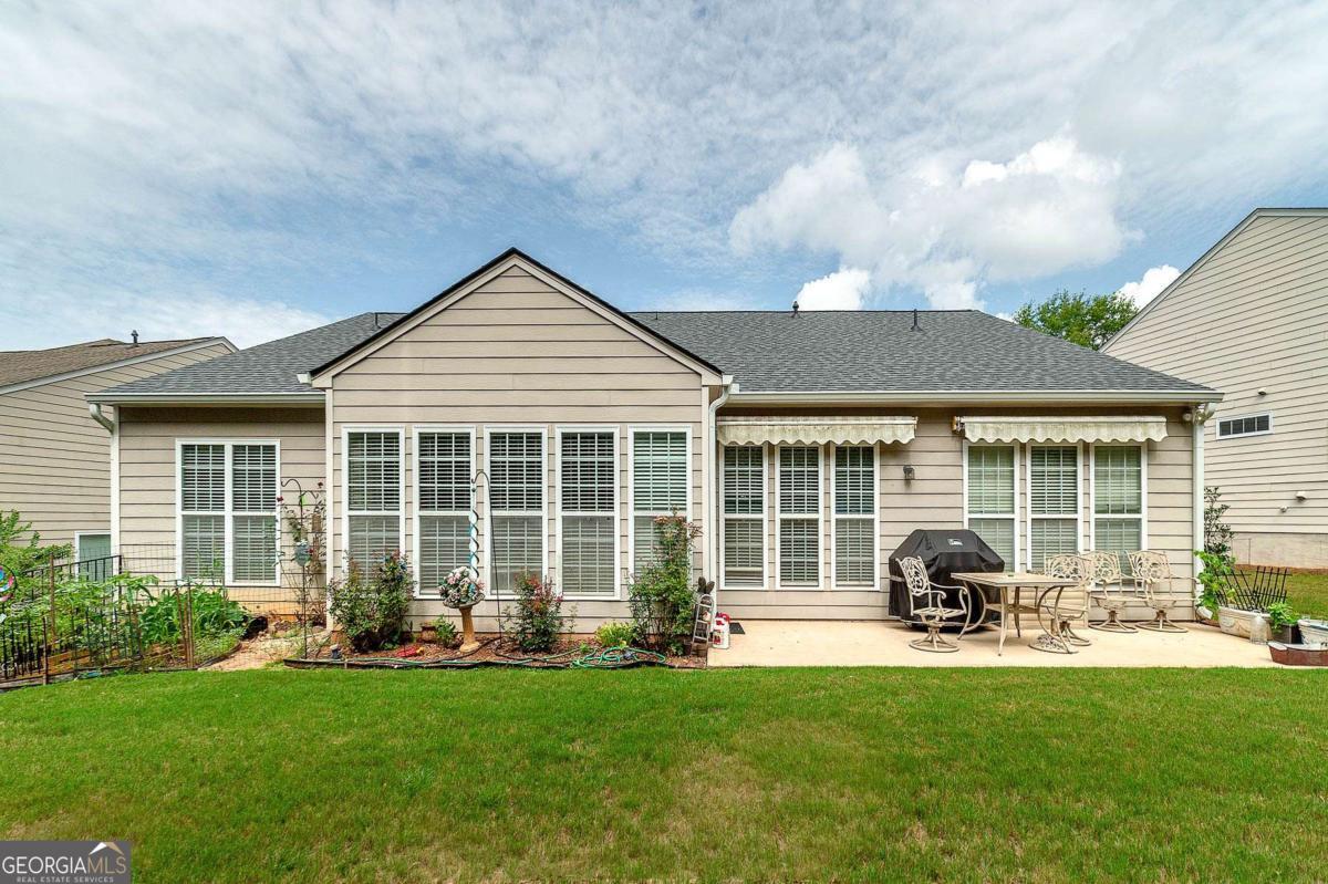 230 Begonia CT