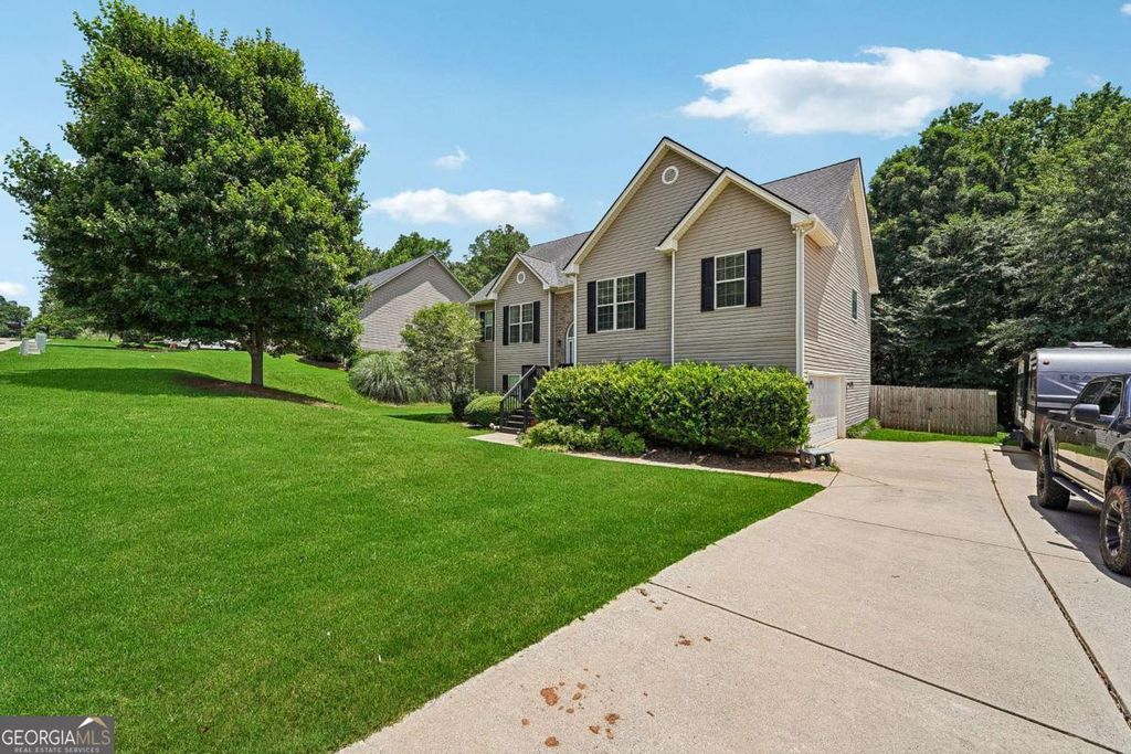 Photo of 107 Laurel Oaks Lane, Jefferson, GA 30549 (MLS # 10700375)