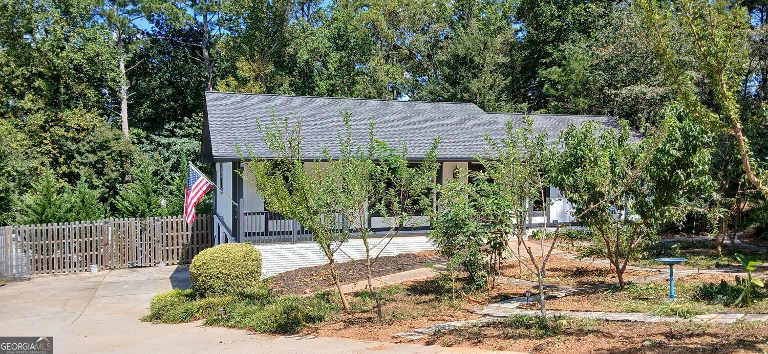 4268 Smithsonia CT