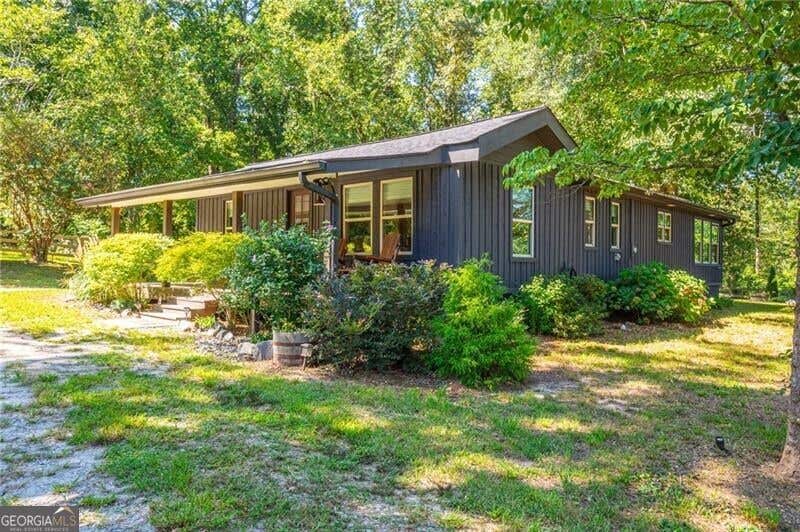 Photo of 200 Clayton Burns Road, Dahlonega, GA 30533 (MLS # 10833968)