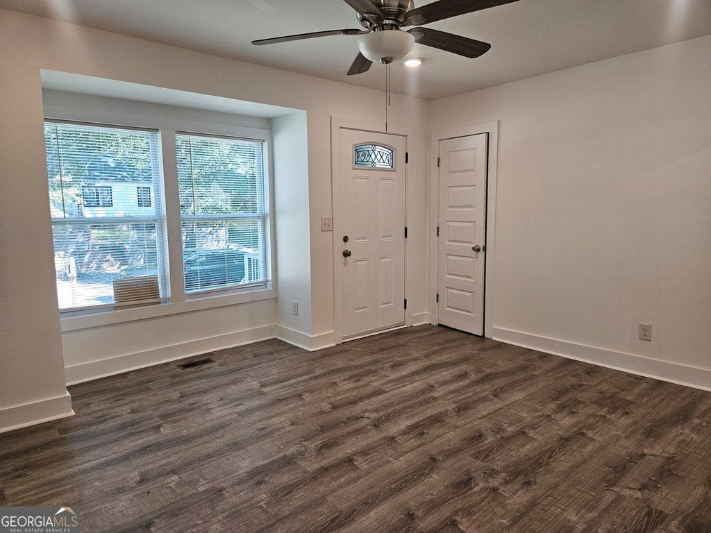 Photo of 1167 Mayland Circle SW, Atlanta, GA 30310 (MLS # 10854237)
