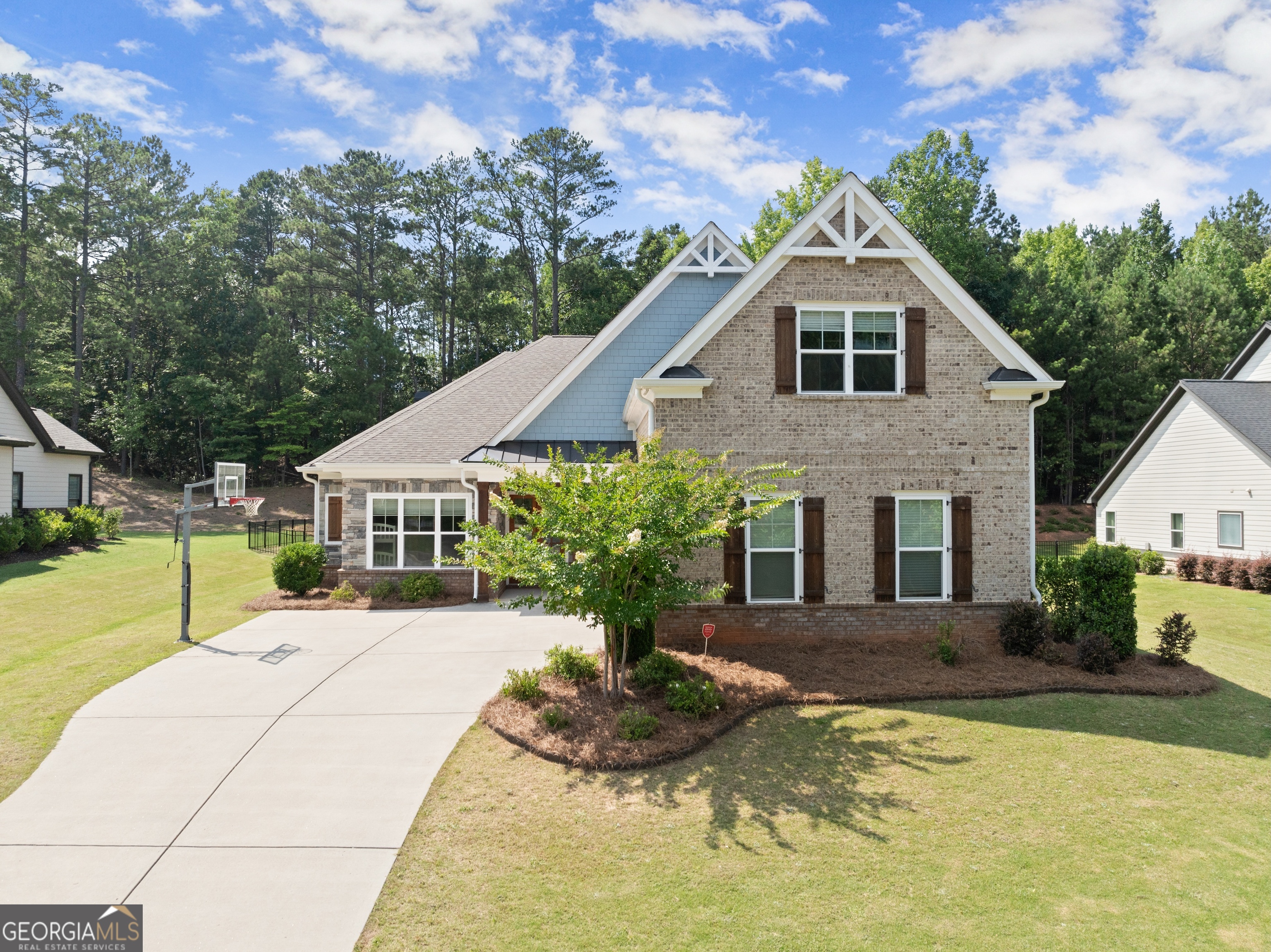 7187 Sanctuary DR