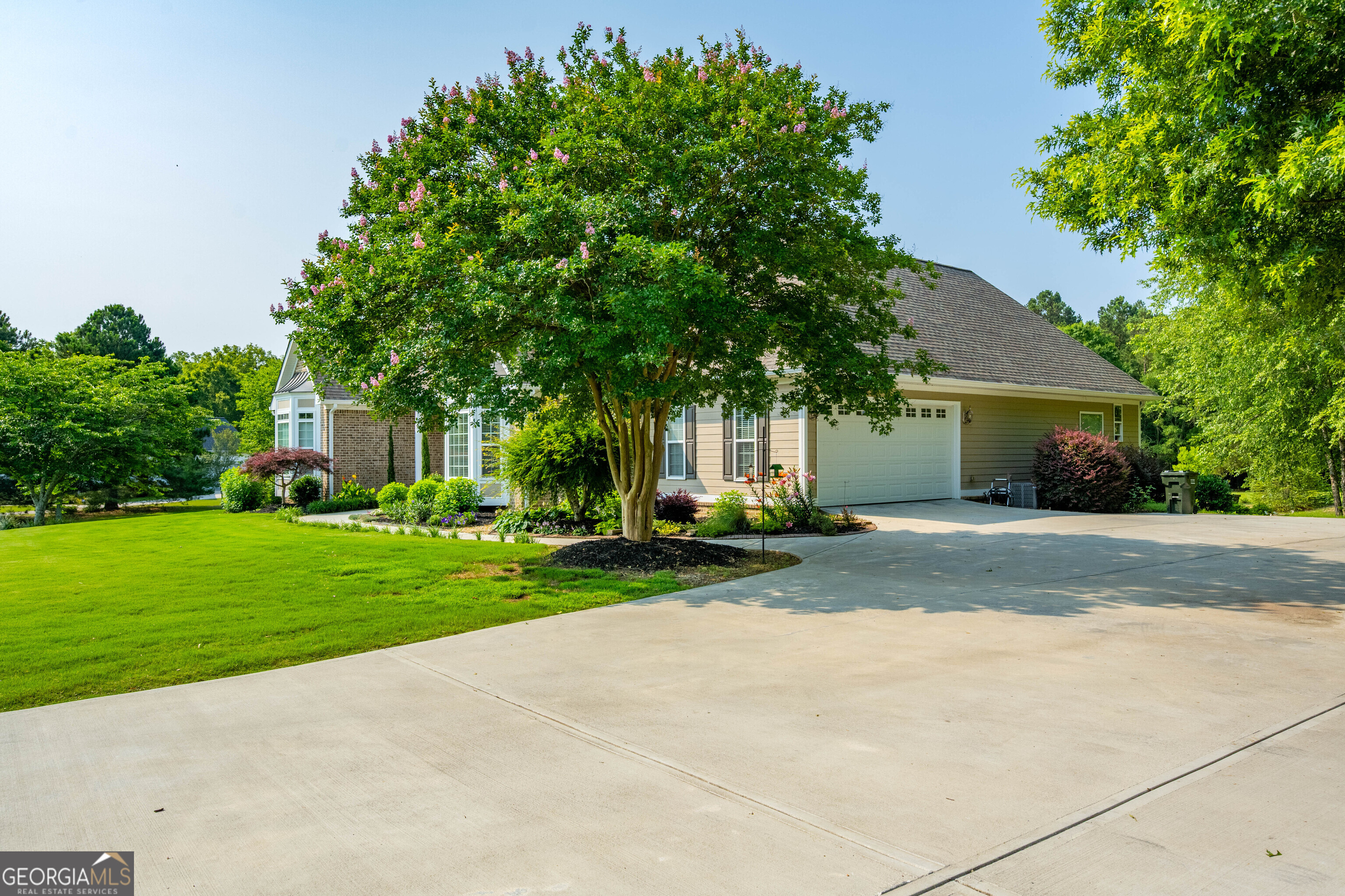 815 Spring View CT