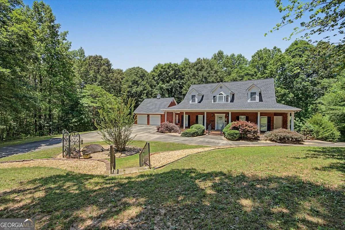 1136 Cole Lake Road