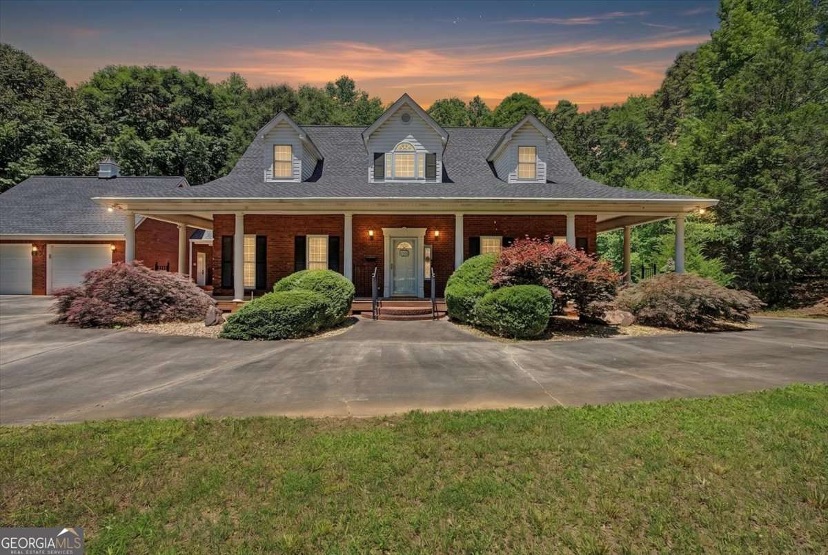 1136 Cole Lake RD