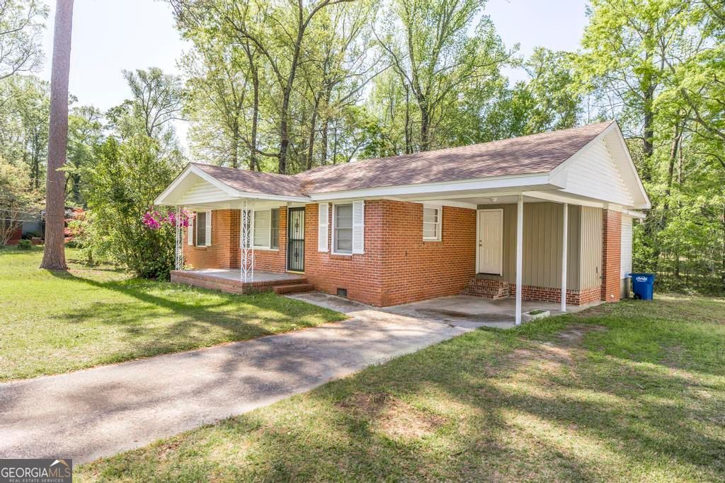 Photo of 2815 Horseshoe Drive, Macon, GA 31211 (MLS # 10724638)