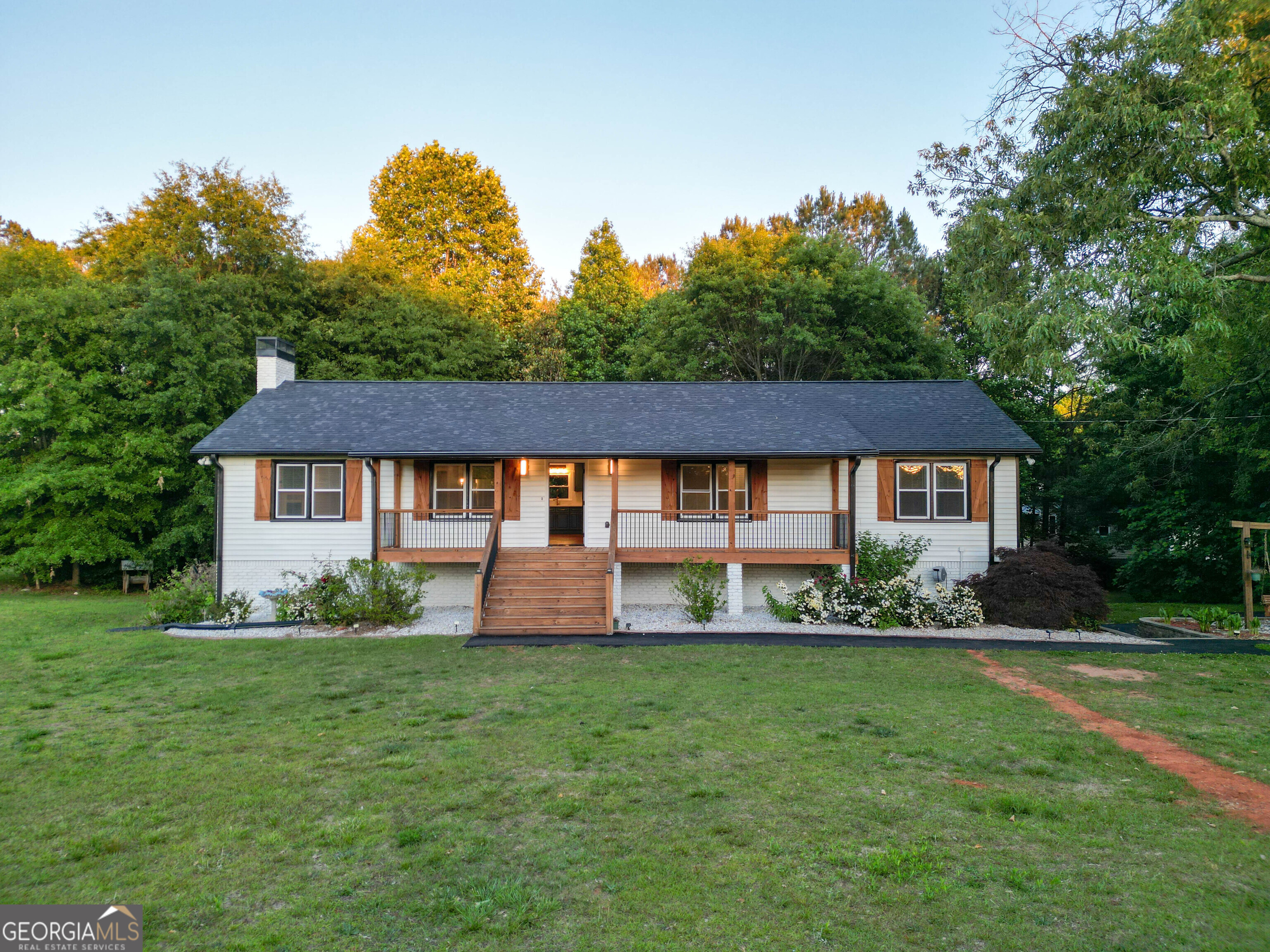 5955 Burnt Hickory RD