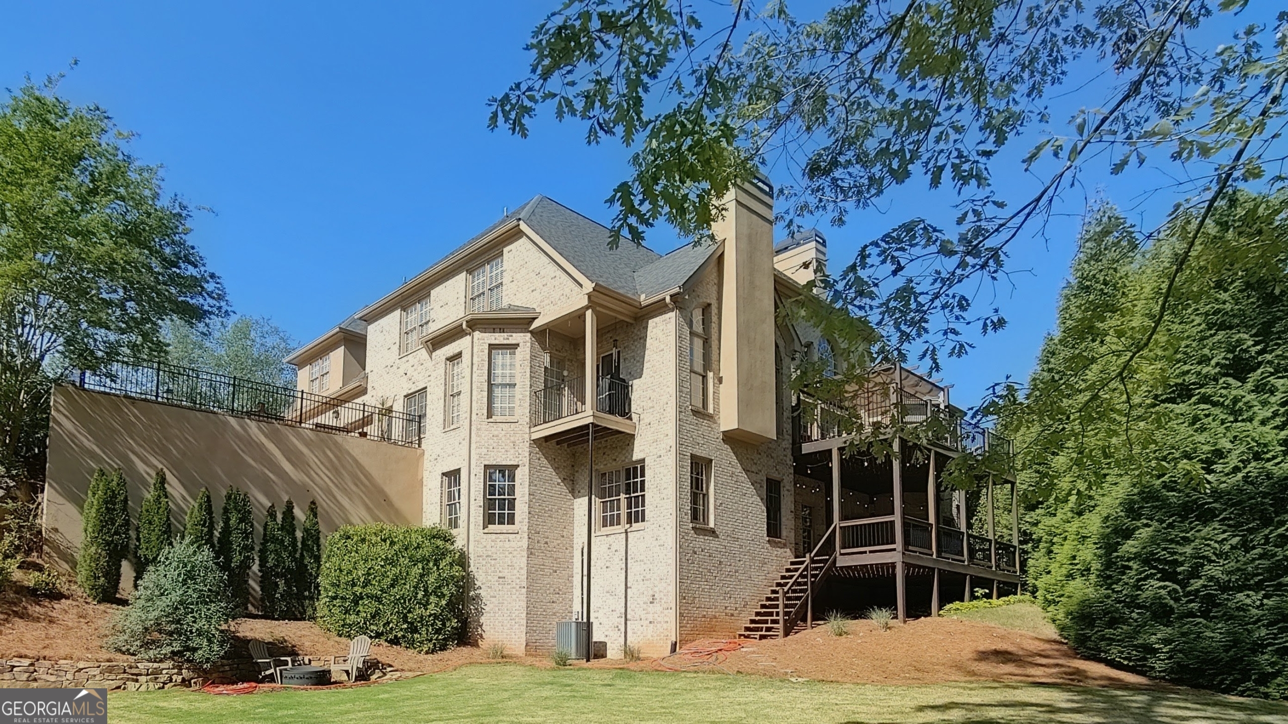 5359 Point South DR
