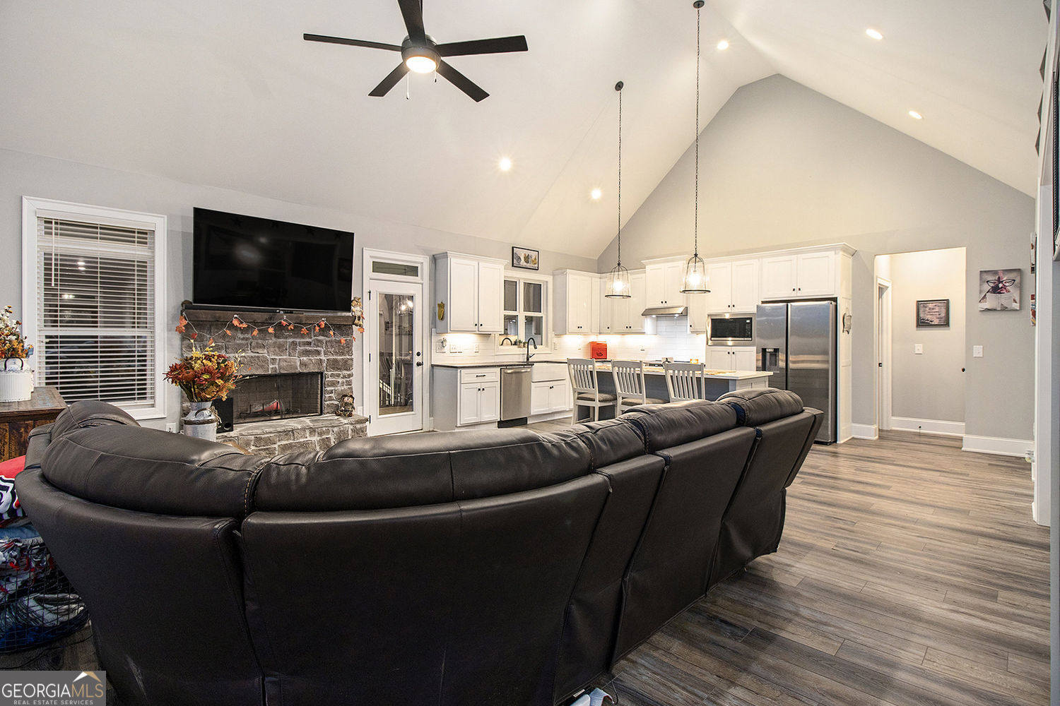 GRIFFIN MANOR - Residential