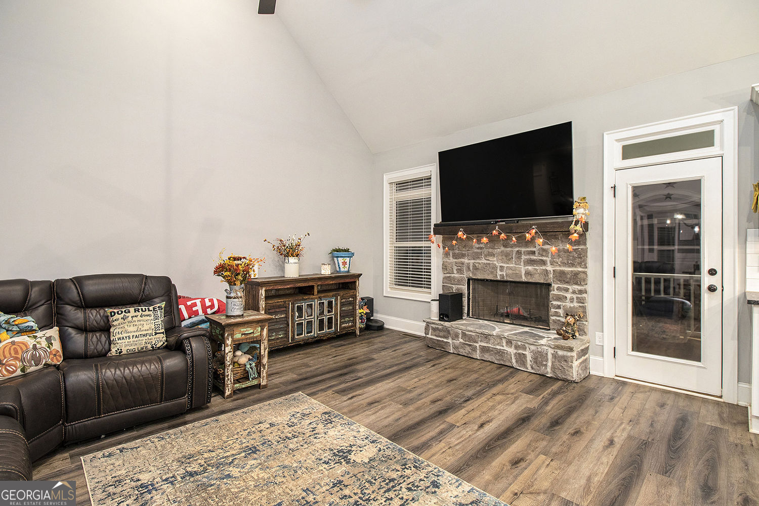 GRIFFIN MANOR - Residential