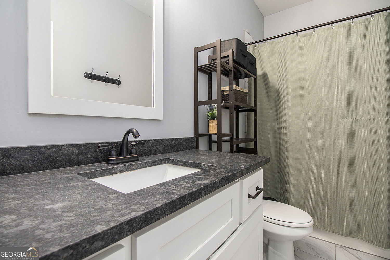 GRIFFIN MANOR - Residential