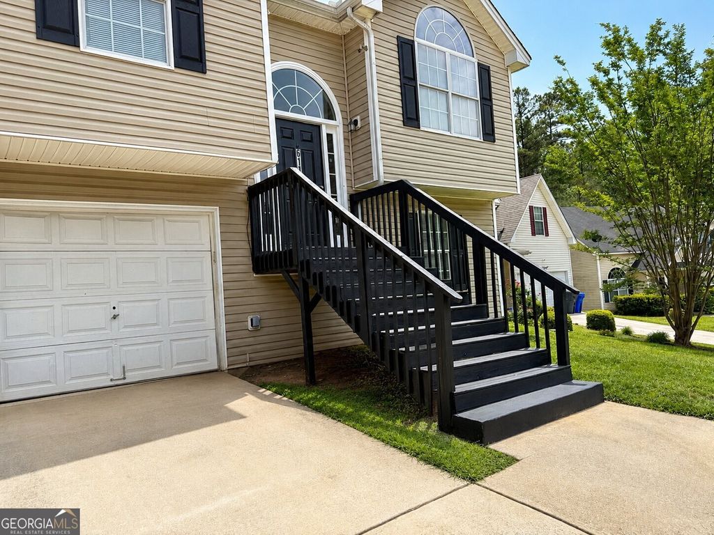 Photo of 6115 Citico River Lane # 29, Union City, GA 30291 (MLS # 10761155)