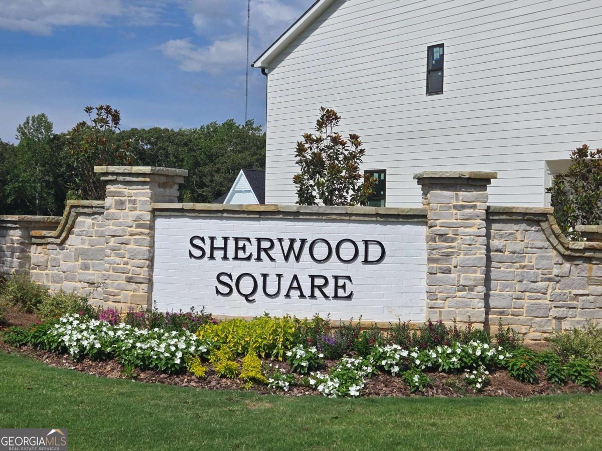 Sherwood Square - Residential