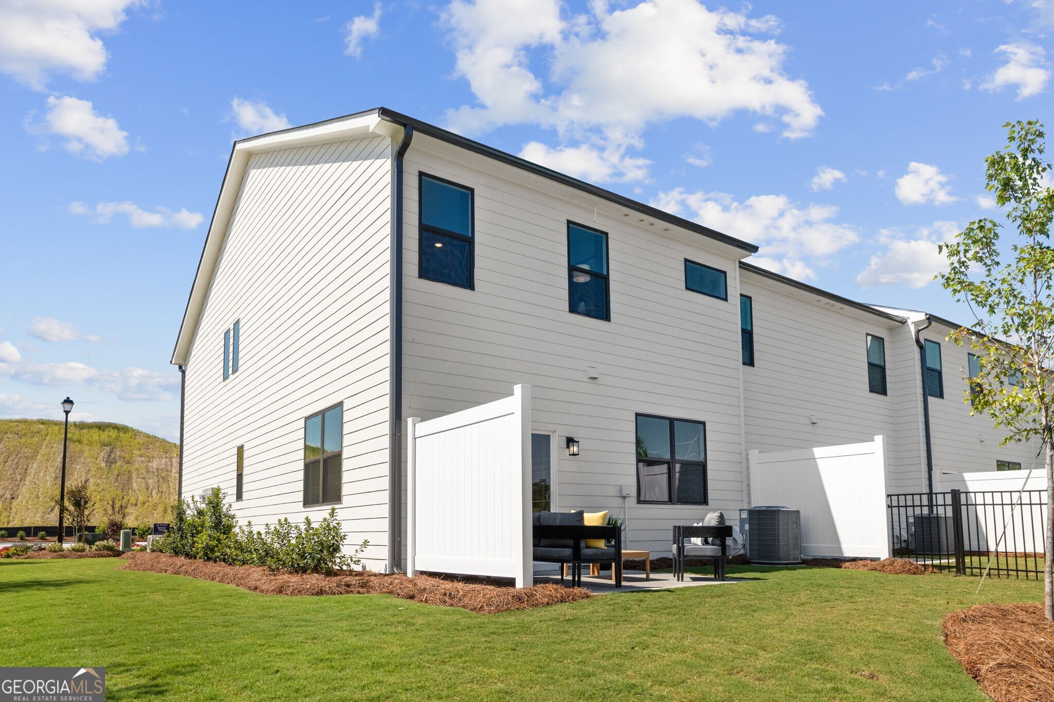 Sherwood Square - Residential