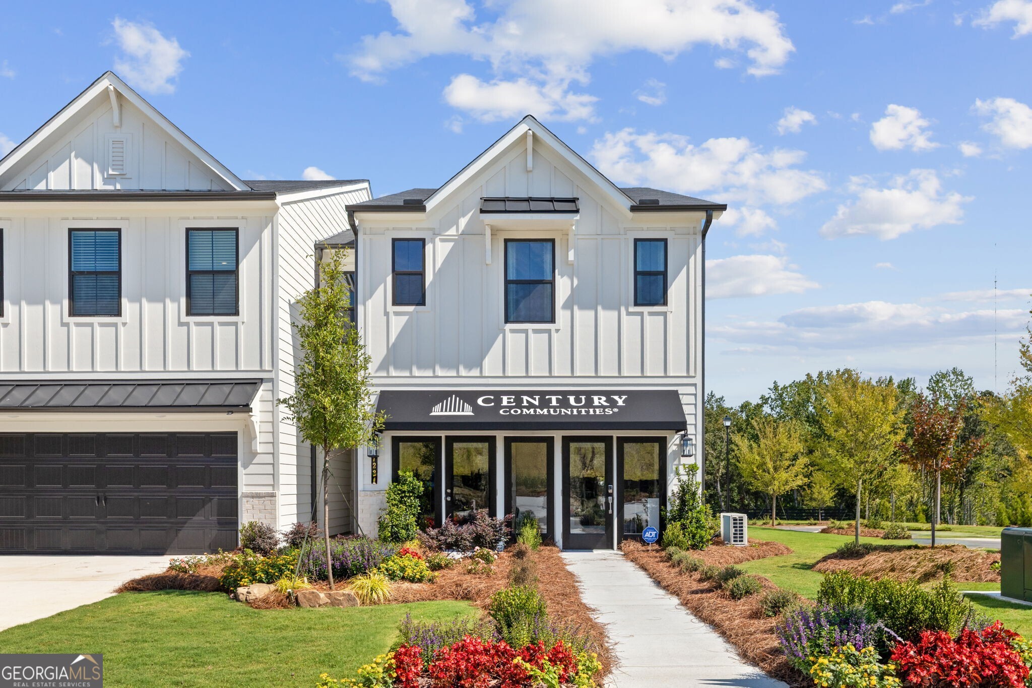 Sherwood Square - Residential