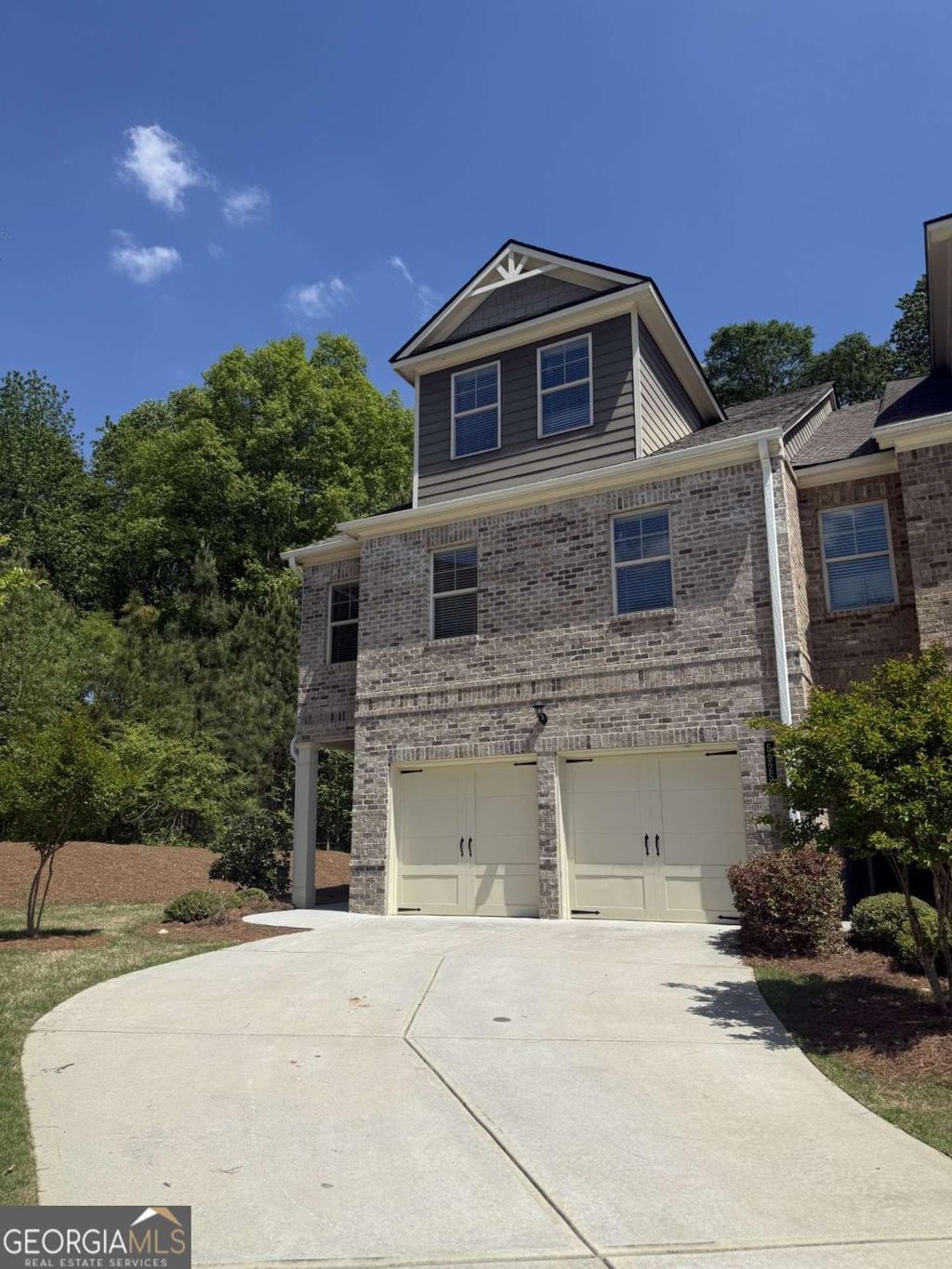 Photo of 5925 Arbor Knoll Pl, Suwanee, GA 30024 (MLS # 10734739)