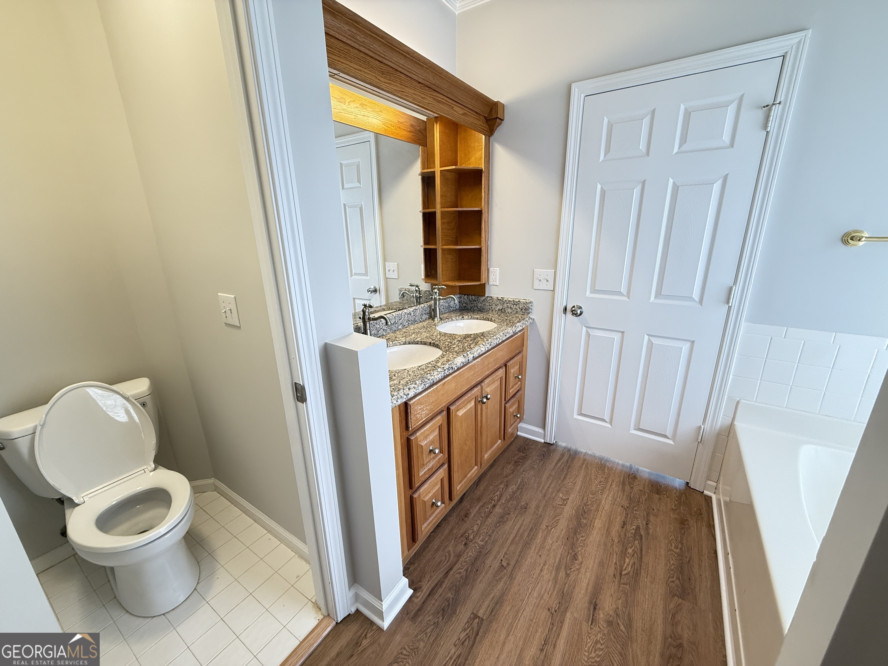 Morton Chase - Residential Lease