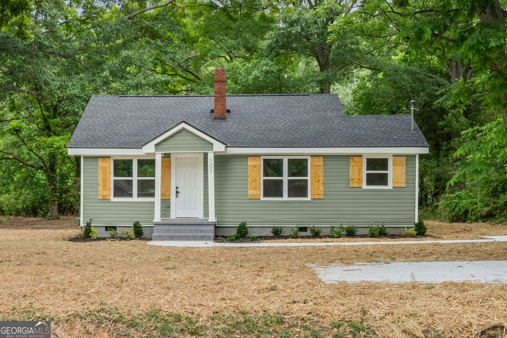 Photo of 101 Vineyard Road, Griffin, GA 30223 (MLS # 10771360)