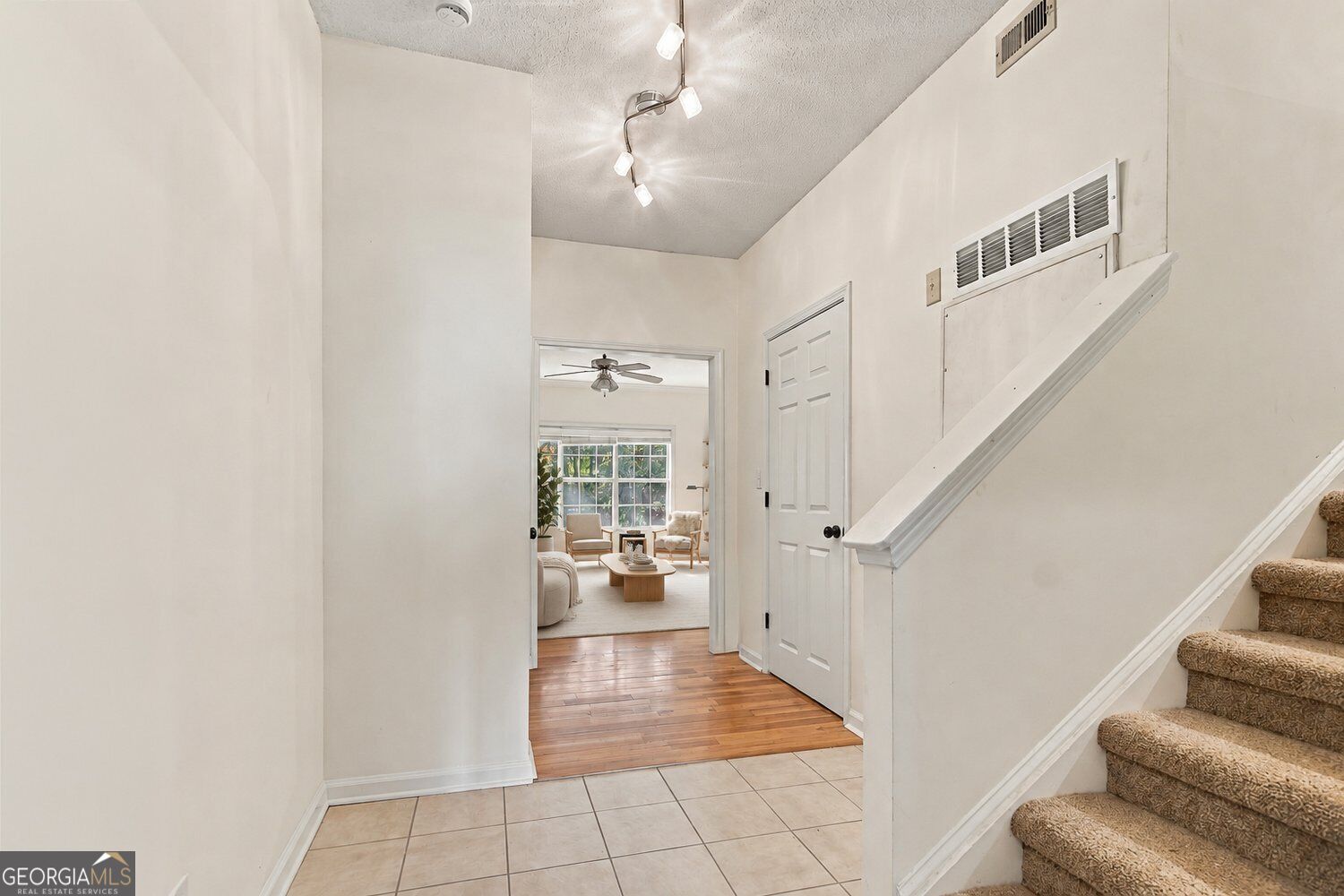 107 Vinings Forest CIR SE