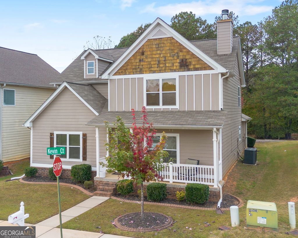 Photo of 25 Kevin Court, PORTERDALE, GA 30016 (MLS # 10652122)